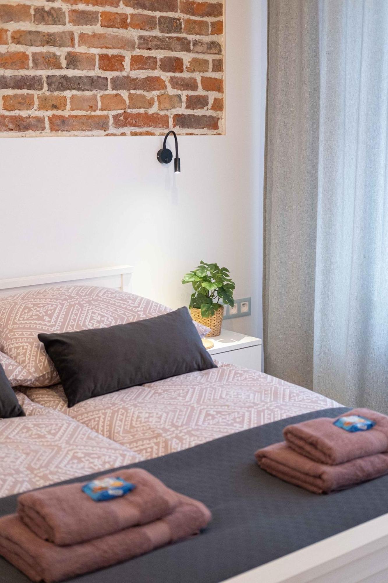 Ferienwohnung Old Town Zamkowa Vis A Vis Wawelu Krakau Exterior foto